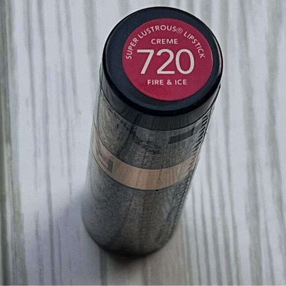 Revlon Makeup Beauty Super Lustrous Creme  Fire & Ice  Lipstick 720 - Picture 4 of 5